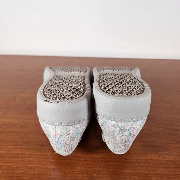 Vionic Iridescent Slip-On Sneakers - Picture 10 of 12